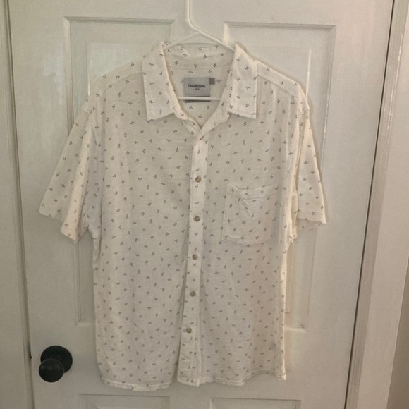 Goodfellow & Co Other - Goodfellow & Co button down t-shirt